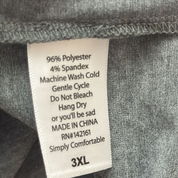 LuLaRoe Randy Gray and Red Raglan 3/4 Sleeve Tee Plus Size 3XL - Picture 5 of 5